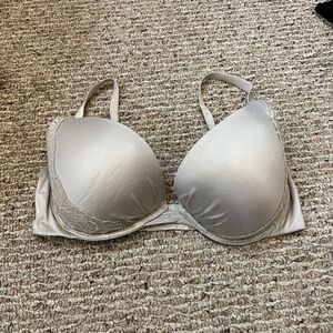 Victoria’s Secret plunge / bombshell bra